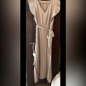 Umgee Beige Pleated V-Neck Maxi Dress with Waist Tie